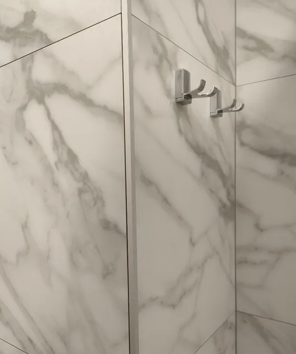 Угол декоративный 10х10 Уп 01-27.2700.501л