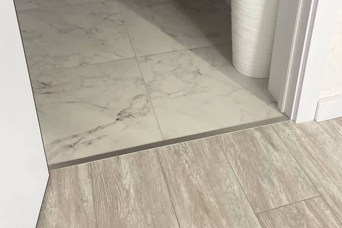 Алюминиевый  профиль ПТ-26 (658)  бронза/глянец 2,7 м