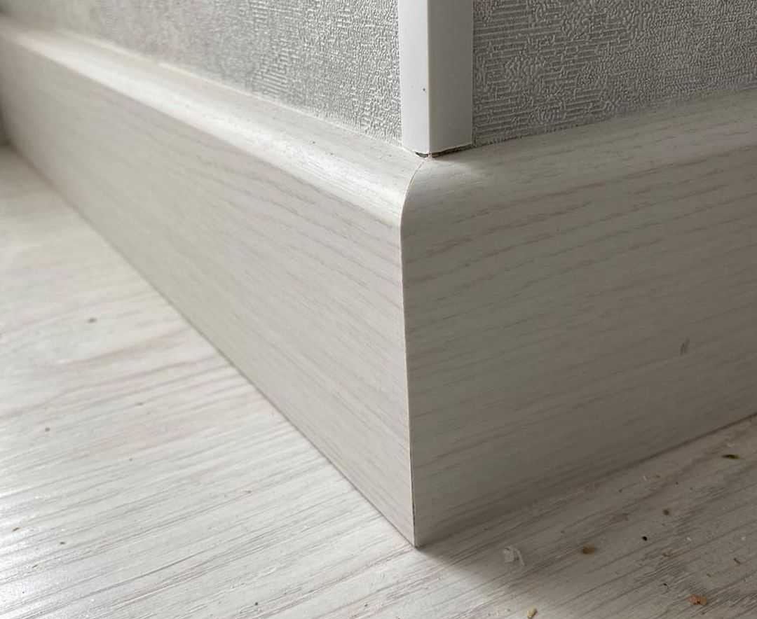 Плинтус МДФ Лука Пл 80МДФ.2700.Point line 24049 Дуб прованс