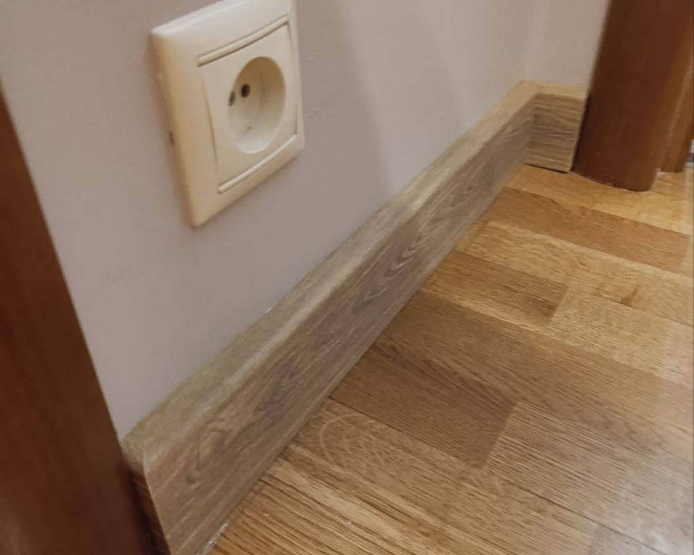 Плинтус ПВХ Рико Концепт 80мм 2,2м. 80013