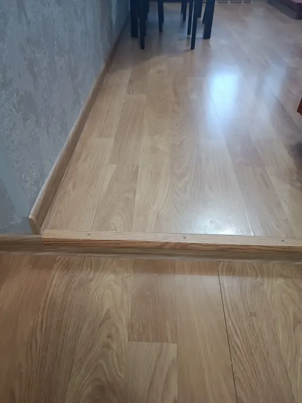 Порог угловой MSC 20*20.900.106 Ясень белый