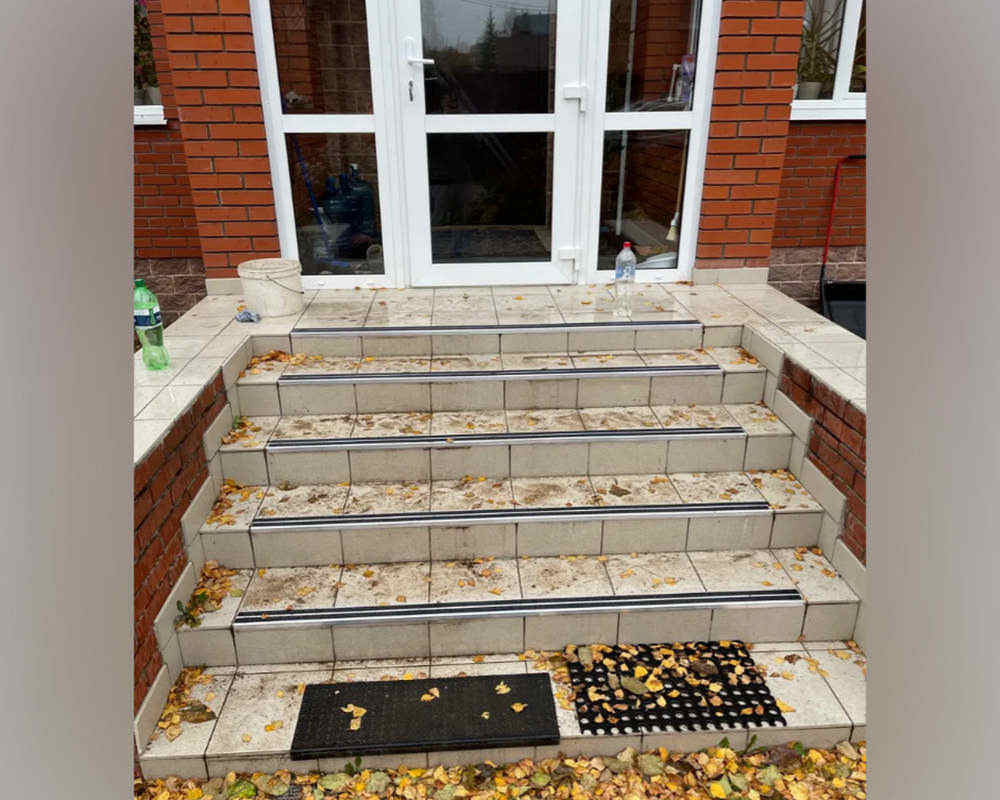 Порог одноуровневый ПС 08-1.2700.201лч Серебро