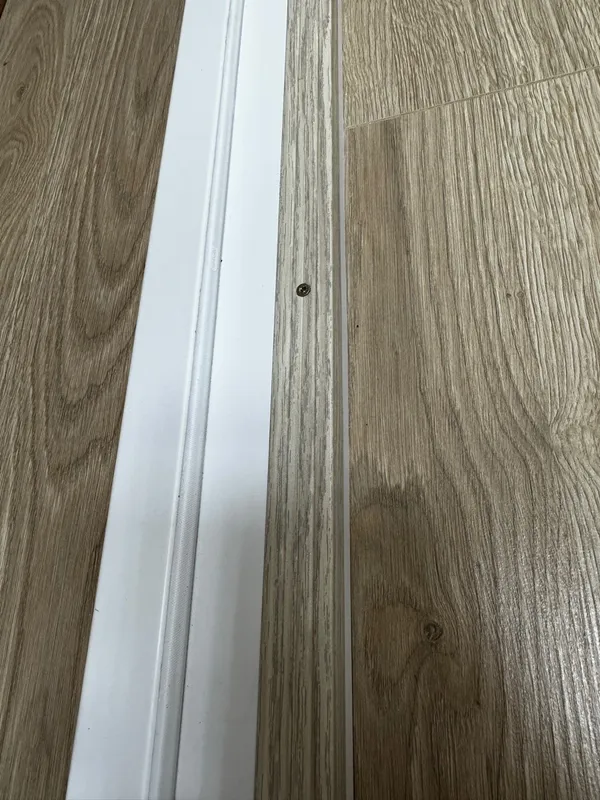 Порог угловой ПУ 01.2700.245 Дуб дымчатый