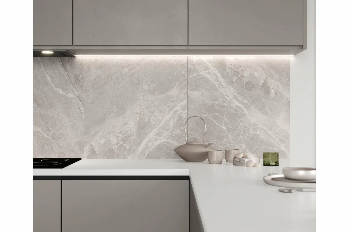 Панель самоклеющаяся ПВХ 300х600 мм 6шт/уп Мрамор Нова Ирис гранд. Цена указана за 1,08 м²