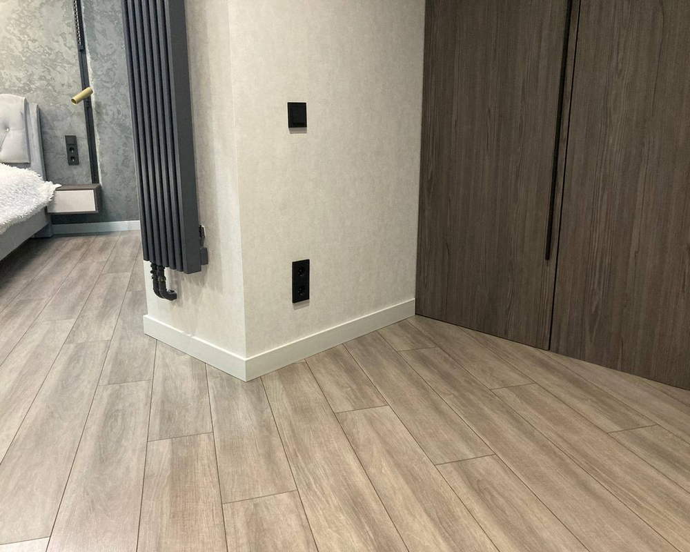 Плинтус напольный Salag Alpha 100 Касзмир 2,4м