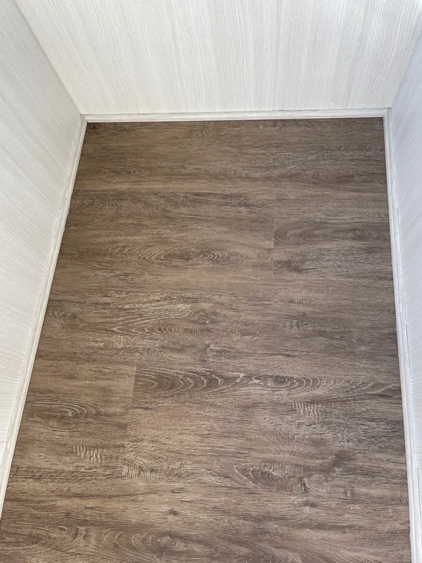 Галтель ПВХ LEMAL 14х14мм. 2,5м. 0525