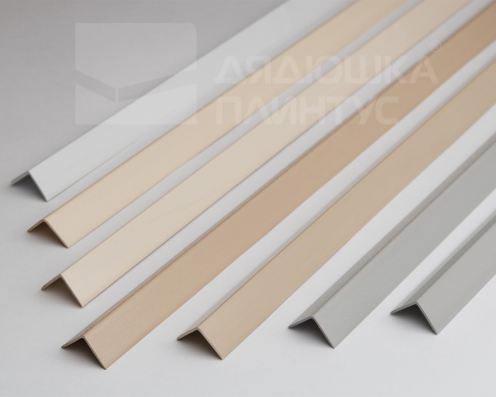 Угол ПВХ ИДЕАЛ 20*20 2,7м 252 Ясень Белый