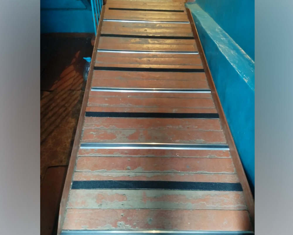 Порог одноуровневый ПС 08.2700.15 Черный