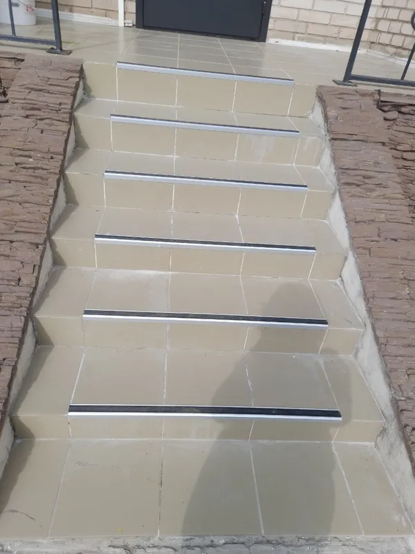 Порог угловой ПУ 07.1800.01л Серебро