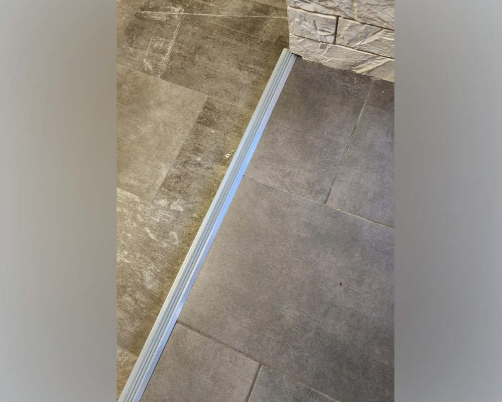 Порог одноуровневый ПС 08-1.1800.02л Золото анод