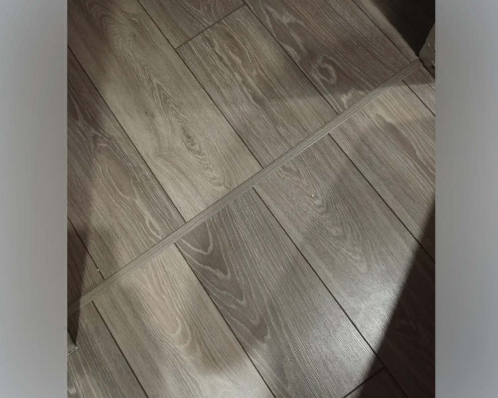 Порог одноуровневый ЛС 10.2700.2106. Ясень белый