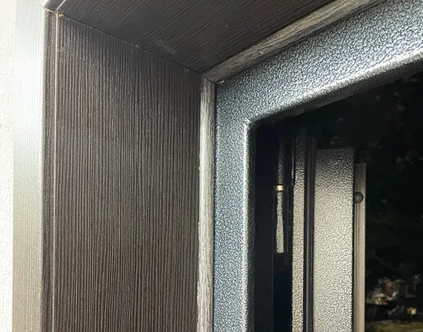 Галтель ПВХ LEMAL 14х14мм. 2,5м. 0104