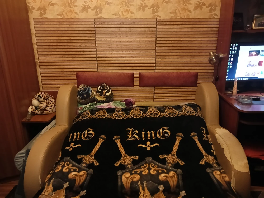 Панель самоклеящаяся 3D RAIL ПВХ 280*600мм  10шт/уп Планка тик. Цена указана за 1,68 м²