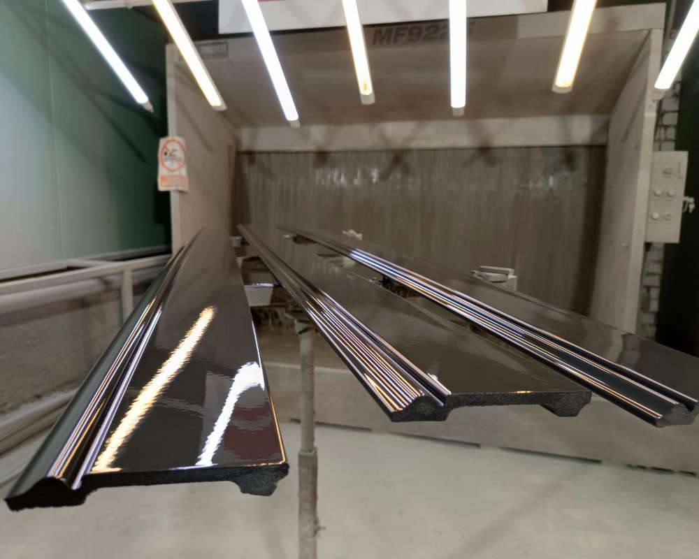 Плинтус СОЛИД 1 UHD 01/80 80*12*2000. Окраска включена в стоимость